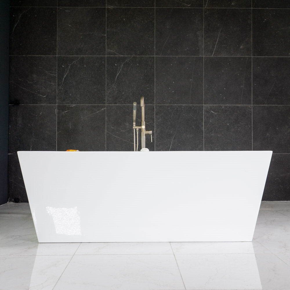 “SanSiro Asti67CHS” 67 x 34 inch Center Drain Variable Speed “Water and Air Jetted” Hydro-Spa Freestanding Acrylic Bathtub with Zone Power Control