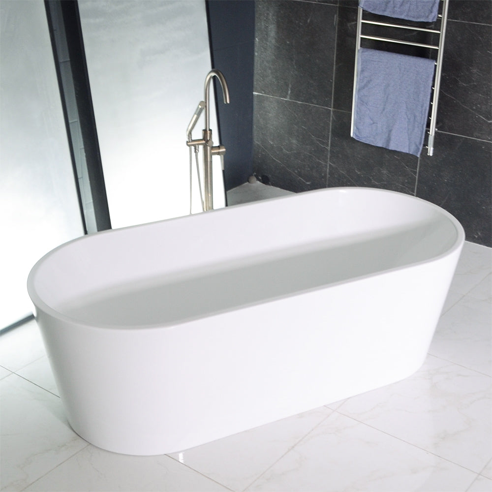 “SanSiro Non-Jetted Water Heated Napoli63CWH” 63 x 30 inch Center Back Drain Acrylic Freestanding Soaker Tub